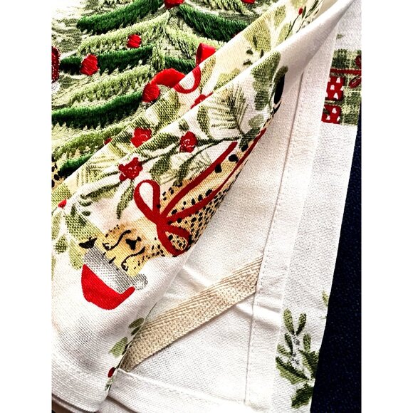 CHRISTMAS CHEETAH Kitchen Towel Set of 2 Embroidered BEADED Detailed 20" x 28 - Picture 6 of 10